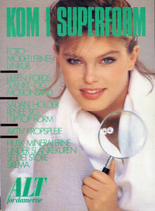 AltKomISuperformDKcover.thumb.jpg.c15aab6e2505eb94c762da662806b80b.jpg