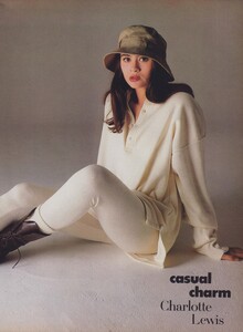 CL_Piel_US_Vogue_September_1986_06.thumb.jpg.9eff0757a76af0e44a3a8d29891e70c5.jpg