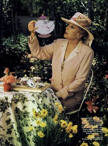 Demarchelier_Lange_US_Vogue_December_1991_06.thumb.jpg.eef05b30a1321b20006a6256652c410e.jpg