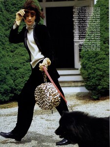 Elgort_US_Vogue_November_1991_09.thumb.jpg.a21516bf08ad96c73bcfefb870c45be1.jpg