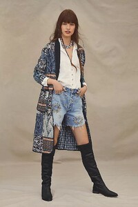 FreePeople_01a.thumb.jpg.7320b0a1f99766f2f1a25149a8e0b48b.jpg