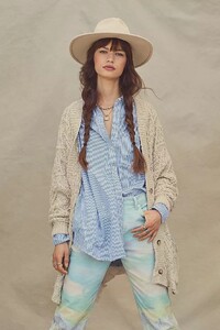 FreePeople_15.thumb.jpg.bcb57fcc77cb1913d7cdcd43b8b66656.jpg