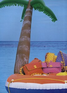 Gili_US_Vogue_June_1994_01.thumb.jpg.03727ccc81c69456caa5b8c3144e8e34.jpg