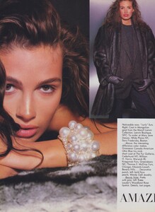 Greys_Meisel_US_Vogue_September_1988_03.thumb.jpg.8c17d896758c8309ebe9b186efc53565.jpg