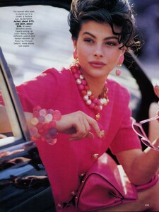 Kirk_US_Vogue_March_1990_04.thumb.jpg.356001f4c23cdc77f48dacabbbb148f7.jpg