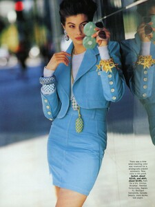 Kirk_US_Vogue_March_1990_06.thumb.jpg.073567aad6767647eba3e3084c495549.jpg