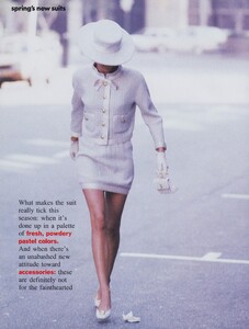 Lindbergh_US_Vogue_March_1990_03.thumb.jpg.8cce2cf1df22228f44d1b07e1819c2d4.jpg