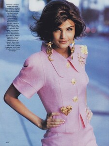 Lindbergh_US_Vogue_March_1990_11.thumb.jpg.4c1b114dbe29f38afcd5d5b8d9fc8960.jpg