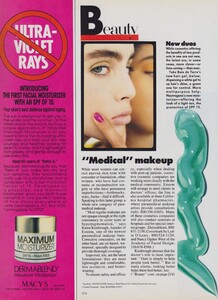 Medical_Maser_US_Vogue_October_1988_00.thumb.jpg.b330625297b2a476a4f907e6117dbd07.jpg