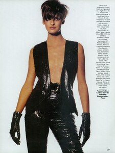 Penn_US_Vogue_March_1990_02.thumb.jpg.d025705d3d399c83d2d0045c485f74a6.jpg