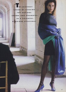 Turbeville_US_Vogue_September_1988_08.thumb.jpg.25da3a318b1893cc49bf0f638b8c2f25.jpg