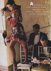 Turbeville_US_Vogue_September_1988_13.thumb.jpg.6cc2994579598bb1aef05aee567668d4.jpg
