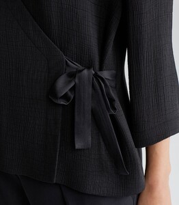 VE-J4756-BLACK-ALT4.jpg