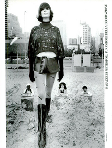 Vadukul_Vogue_Italia_October_1985_01_04.thumb.png.9c5880e540a2b9ec2a57a2c446486111.png