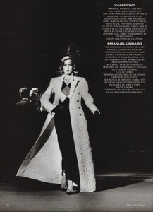 Vogue_UK_1992_10_10__sm.thumb.jpg.5b2565d5b3908a23077ccf8d403f272f.jpg