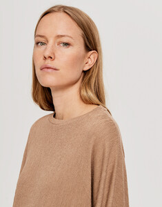 beige_sweater_damen_gertrude_opus_detail-1.jpg