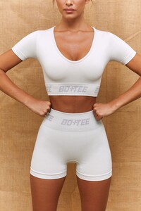 bt0314_bt0317_3_engage-grey-seamless-v-neck-short-sleeve-crop-top-command-seamless-high-waisted-cycle-shorts.jpg