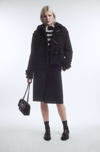 fall-winter-2021-22-pre-collection-10-8839908524062.jpg