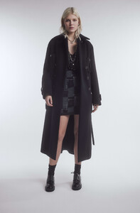 fall-winter-2021-22-pre-collection-11-8839907606558.jpg