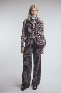 fall-winter-2021-22-pre-collection-3-8839907541022.jpg