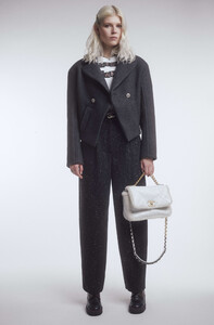 fall-winter-2021-22-pre-collection-30-8839908130846.jpg