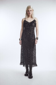 fall-winter-2021-22-pre-collection-44-8839908294686.jpg