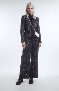 fall-winter-2021-22-pre-collection-47-8839907934238.jpg