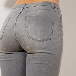 jean-skinny-taille-haute-longueur-us-34-gris-clair-femme-wd573_6_zc3.jpg