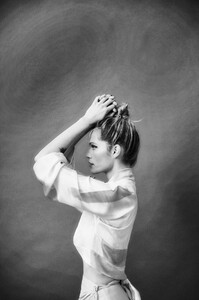 liz421473b-1278x1920.jpg