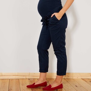 pantalon-chino-ceinture-bleu-marine-femme-wo439_1_zc5.jpg