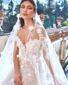 pronovias_220088109_1236143576827443_774198136071638201_n.jpg