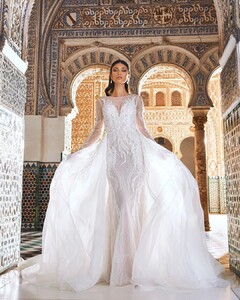 pronovias_221409097_233569041949270_2014321293685706737_n.jpg