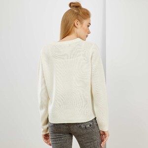 pull-maille-fantaisie-blanc-femme-xk399_3_zc3.jpg