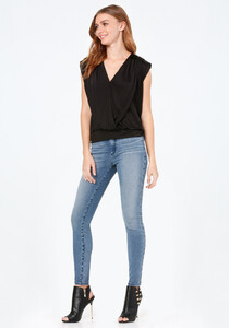 rbb-277632-blk-i4.jpg