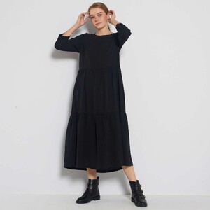 robe-longue-a-volants-noir-femme-xp844_1_zc2.jpg