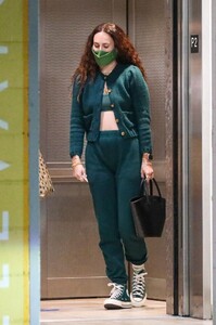 rumer-willis-wears-an-all-green-ensemble-trader-joe-s-in-west-hollywood-06-09-2021-0.jpg