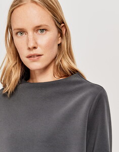 schwarz_sweater_damen_gabbi_opus_detail-1_1.jpg