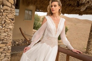 svetlanakleimanbridal_126911230_131893295096318_6467282424514273305_n.jpg
