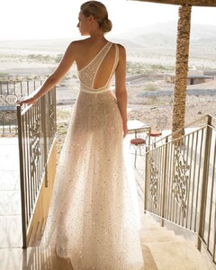 svetlanakleimanbridal_57577127_2298395800222710_7290738406894075100_n.jpg
