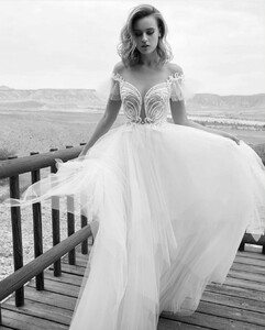 svetlanakleimanbridal_73026962_163204118209682_7676677853265859155_n.jpg