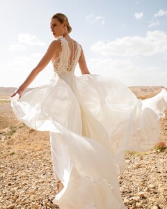 svetlanakleimanbridal_93687903_113775393413474_7787617787812232176_n.jpg