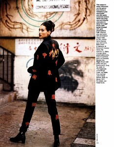 us_elle_oct_1992_30.thumb.jpg.ee45f441bb7df17a3b55fbe8d0895c70.jpg