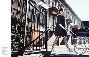 vogue-china-june-2013_sam_(3).thumb.jpg.53418f03074100a1cb862f4a3409c9bc.jpg