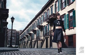 vogue-china-june-2013_sam_(6).thumb.jpg.440773bc7a283b800eda23a29e8ded54.jpg