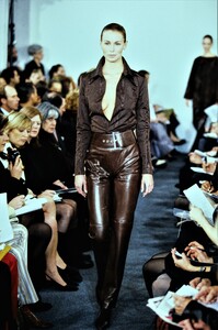 002-michael-kors-fall-1996-ready-to-wear-CN10009368-niki-taylor.jpg