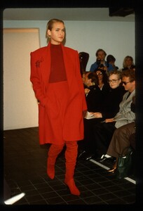 015-michael-kors-fall-1998-ready-to-wear-michelle-eabry.thumb.jpg.8819497f576290e6ff59738e2f1daae2.jpg