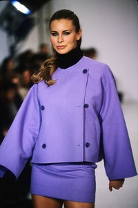 026-michael-kors-fall-1994-ready-to-wear-detail-niki-taylor.jpg