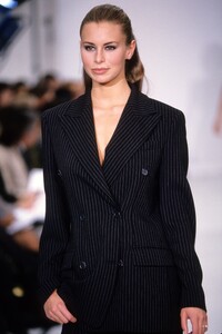 038-michael-kors-fall-1994-ready-to-wear-detail-niki-taylor.jpg