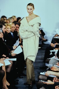 040-michael-kors-fall-1996-ready-to-wear-detail-CN10054750-niki-taylor.jpg