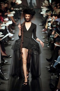 048-jean-paul-gaultier-spring-1998-couture-teresa01.jpg